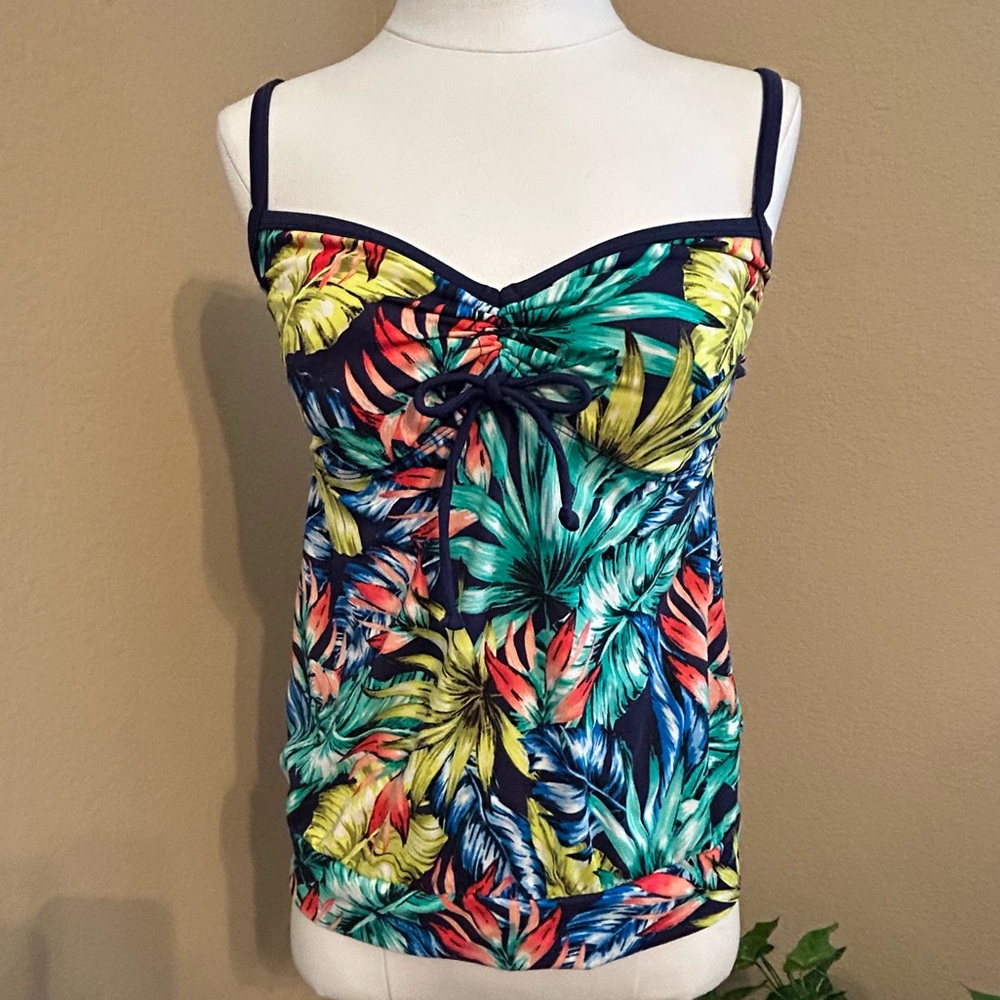 JAG SPORT TANKINI: TOP ONLY. Tropical floral. Medium. New Without Tags